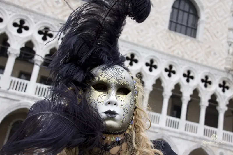 venice-carnival-2010_4363763708_o