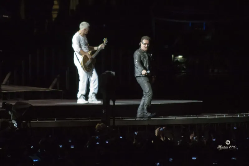 1_u2-360-tour-2010-torino_4868765160_o