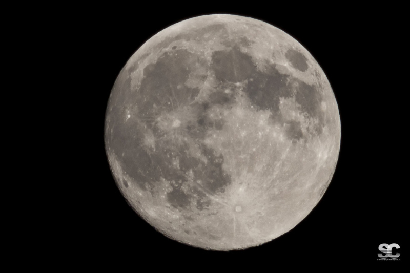 moon-23062013_9120574750_o
